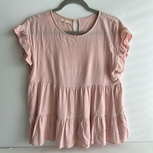 Maurice’s women’s soft pink tee